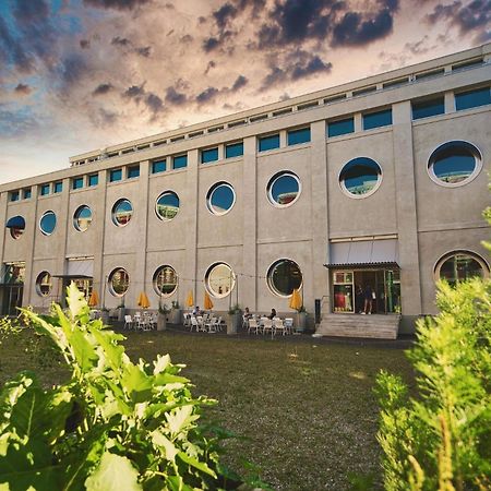Silo Design & Boutique Hostel Basileia Exterior foto